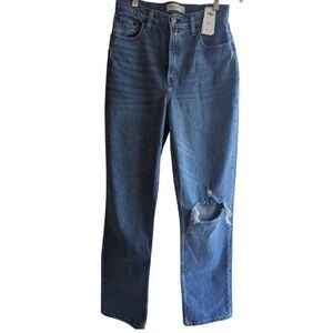 NWT 90s Straight Ultra High Rise Denim